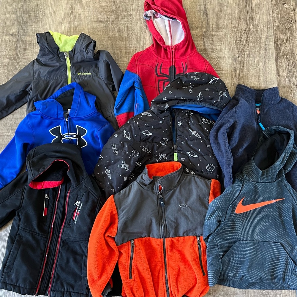 Boys 4t sweatshirts and jackets